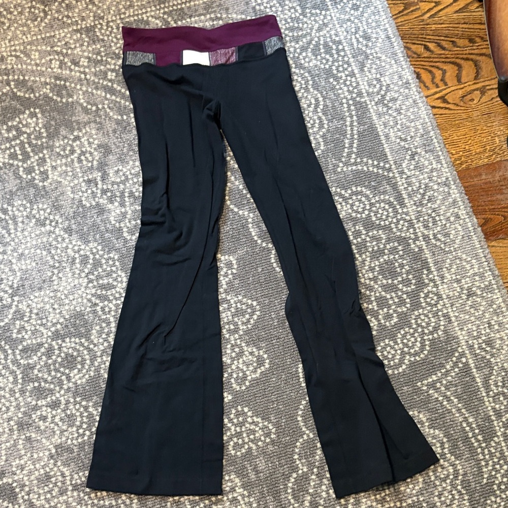 Women's Black and Purple Pants